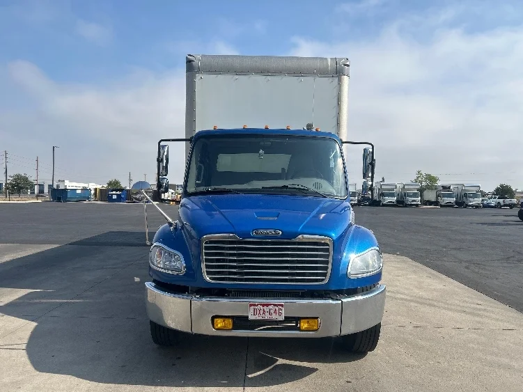 2021 Freightliner eM2 in Denver, CO — photo 2