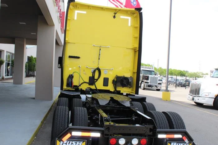 2022 Kenworth T680 - image 5