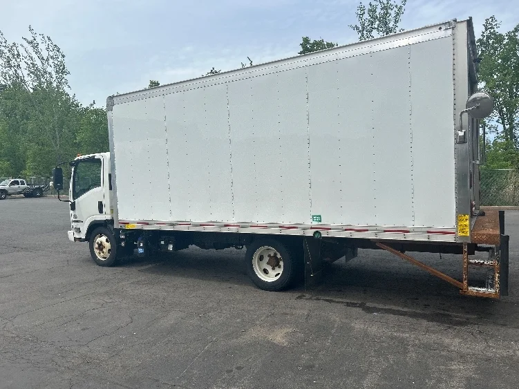 2022 Isuzu NQR in Liverpool, NY — photo 6