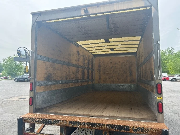 2022 Isuzu NQR in Liverpool, NY — photo 9