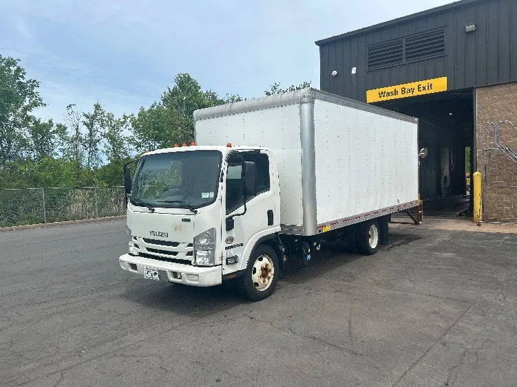 2022 Isuzu NQR in Liverpool, NY — photo 3
