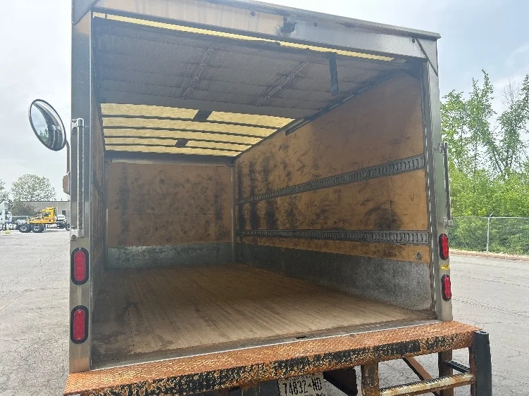 2022 Isuzu NQR in Liverpool, NY — photo 10