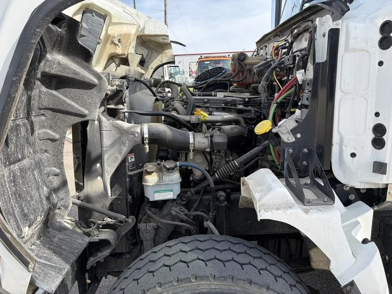 2019 Western Star 4700 - image 11