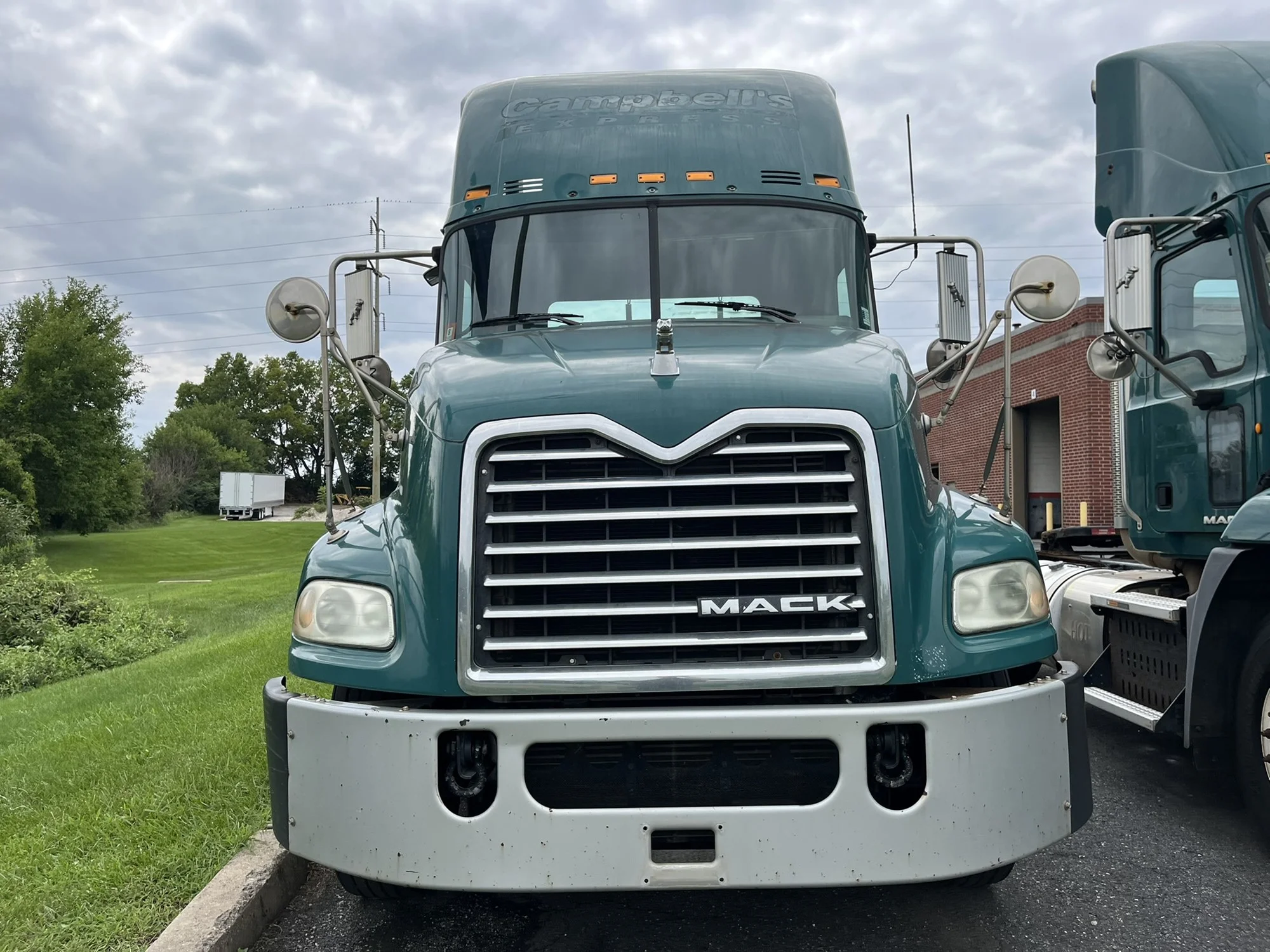 2015 Mack in Ephrata, PA — photo 2