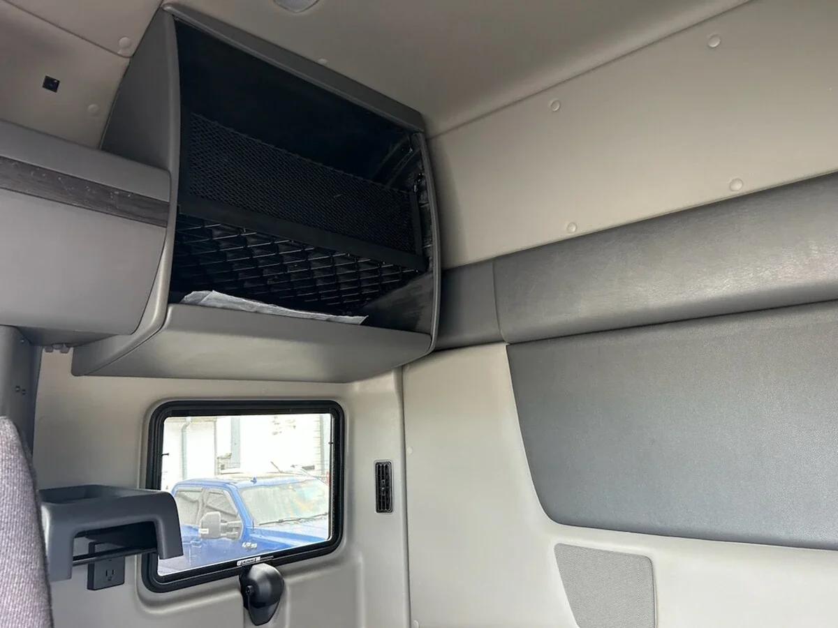 2024 International LT — photo 14