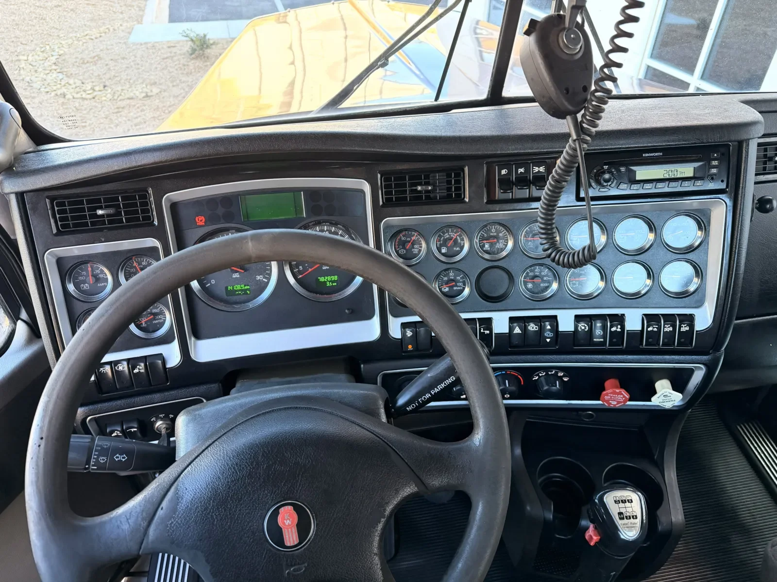 2011 Kenworth W900 in Greer, SC — photo 16