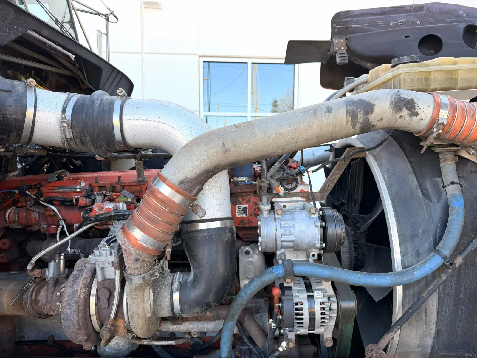 2011 Kenworth W900 - image 13