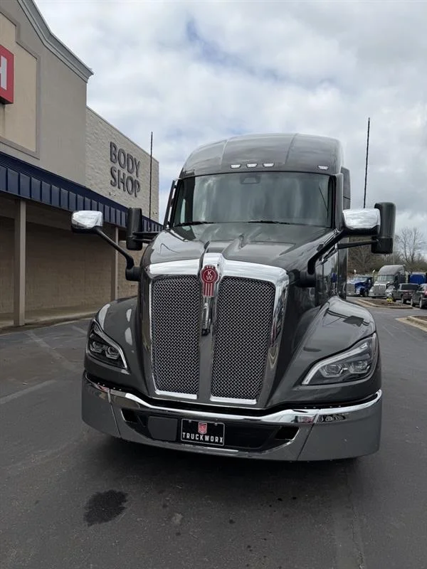 2026 Kenworth in Birmingham, AL — photo 3