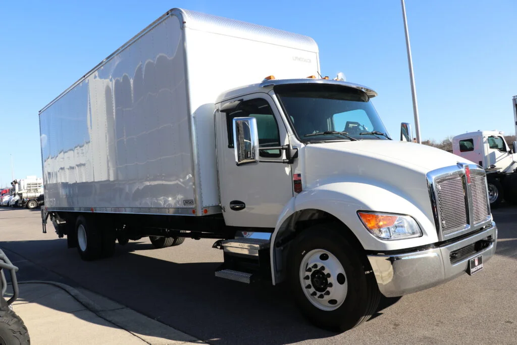 2027 Kenworth in Mobile, AL — photo 3
