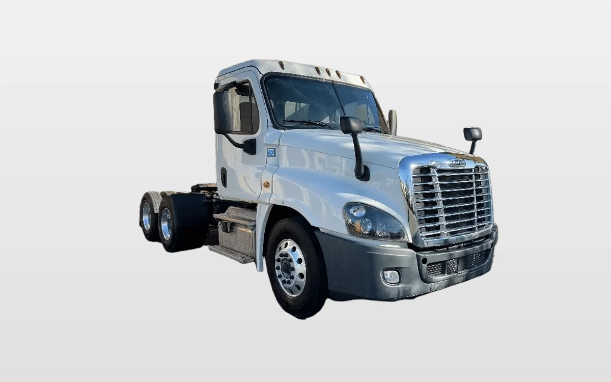 2019 Freightliner - image 1