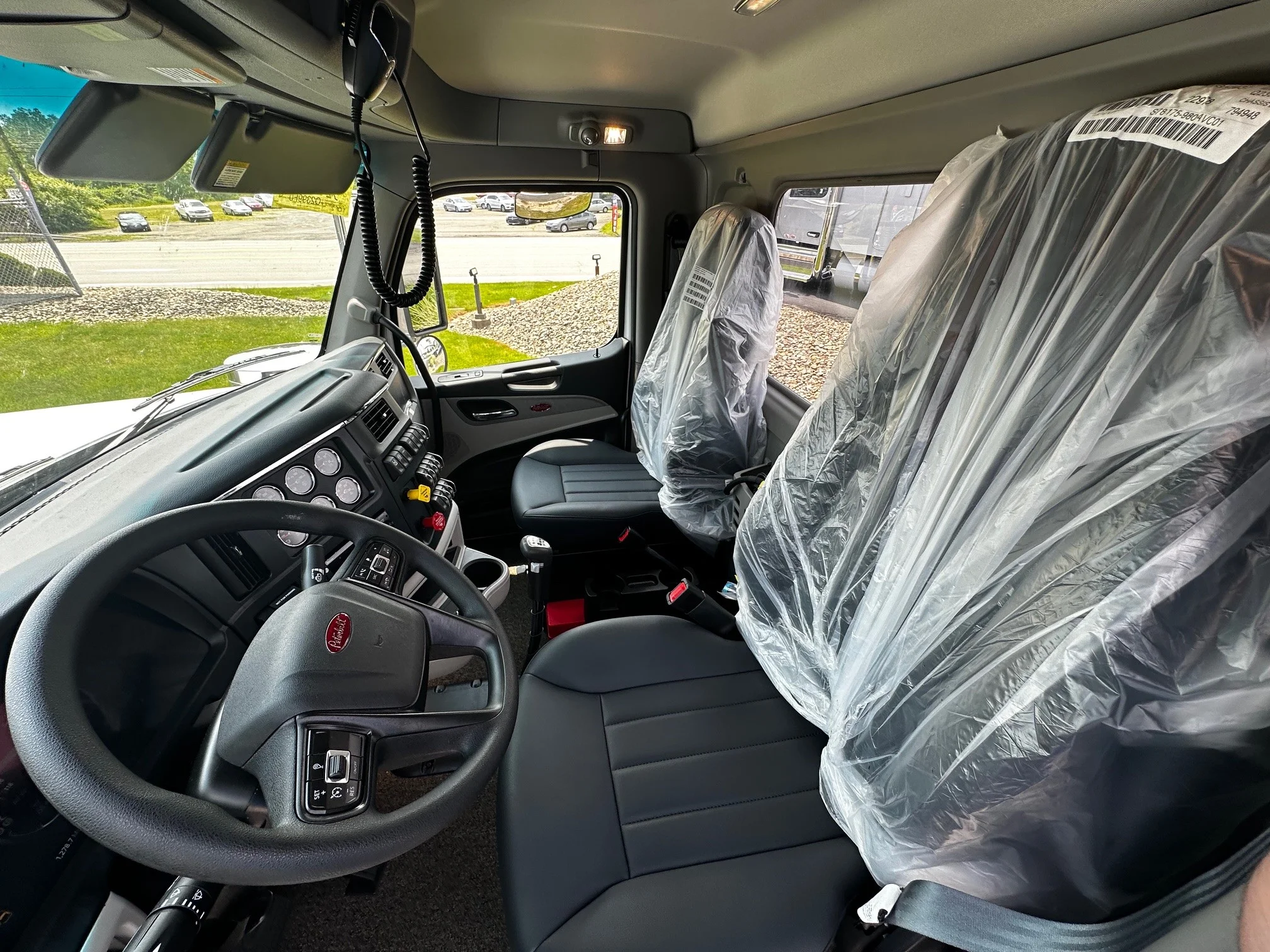 2026 Peterbilt 589 - image 7