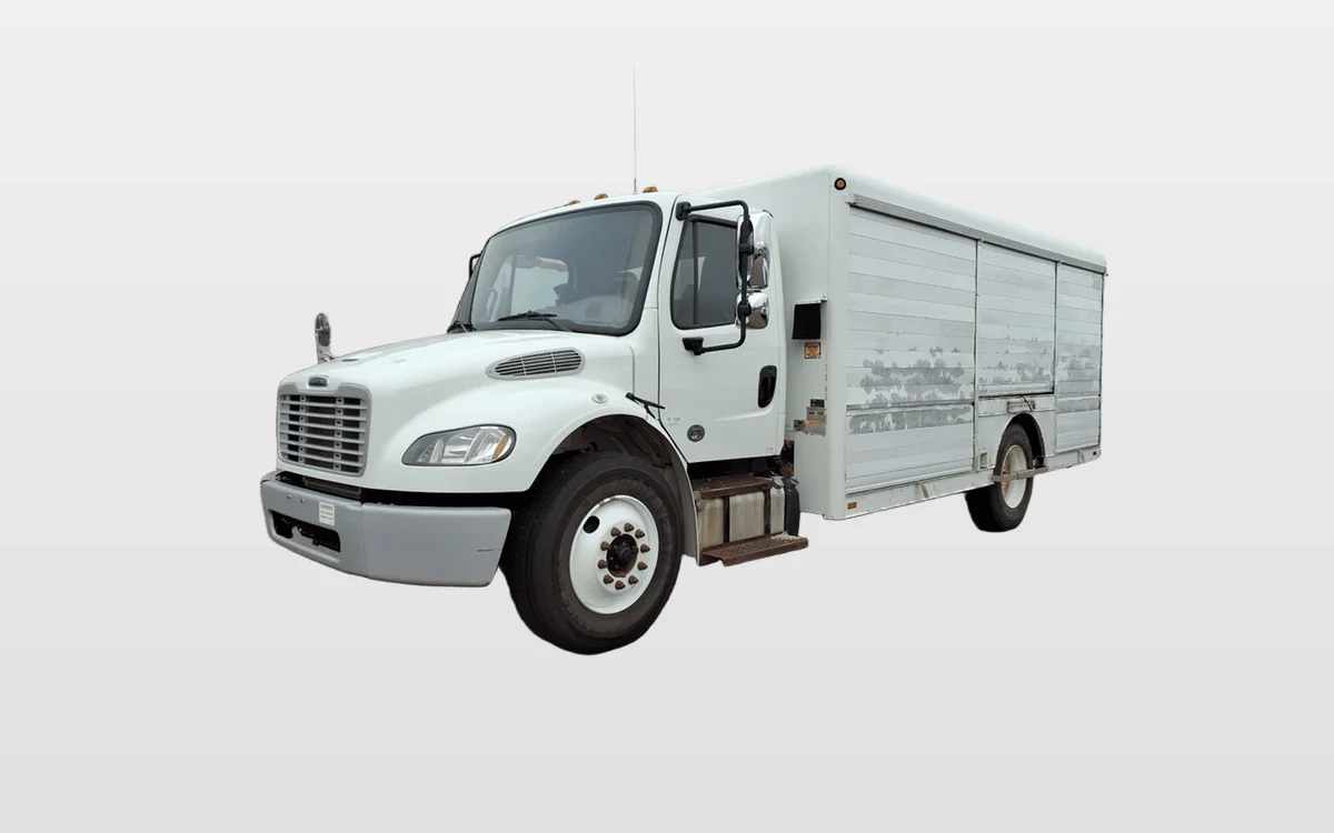 2017 Freightliner M2 106 - image 1