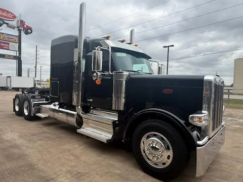 2027 Peterbilt 589 in Sealy, TX — photo 4