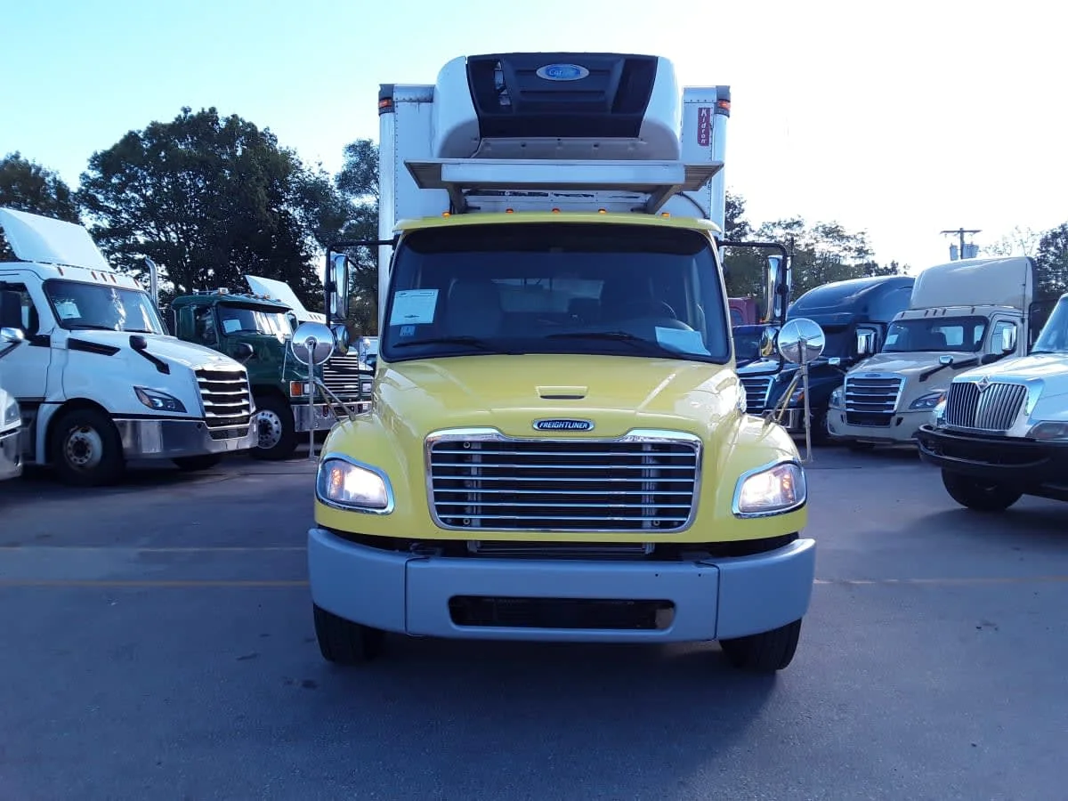 2018 Freightliner M2 106 in Salisbury, MA — photo 2