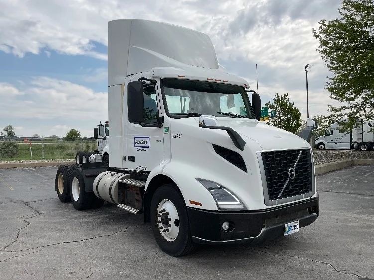 2019 Volvo VNR 640