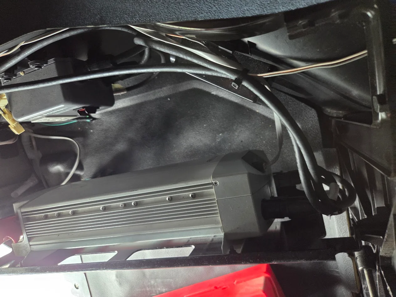 2025 Volvo VNL 760 in Tampa, FL — photo 24