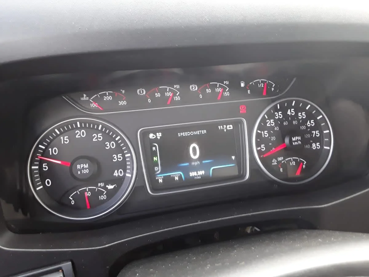 2019 International MV - image 10