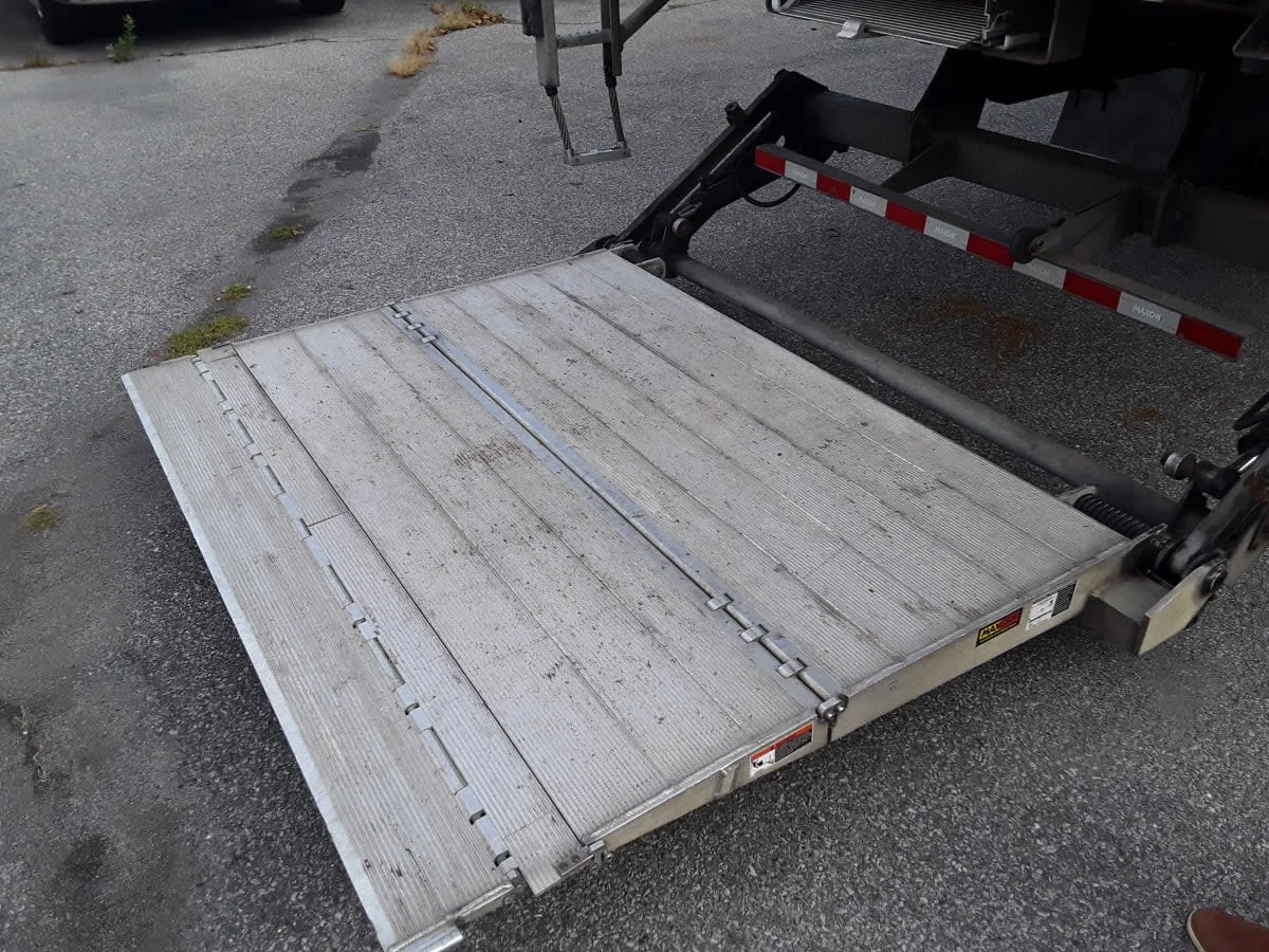 2019 International MV - image 13