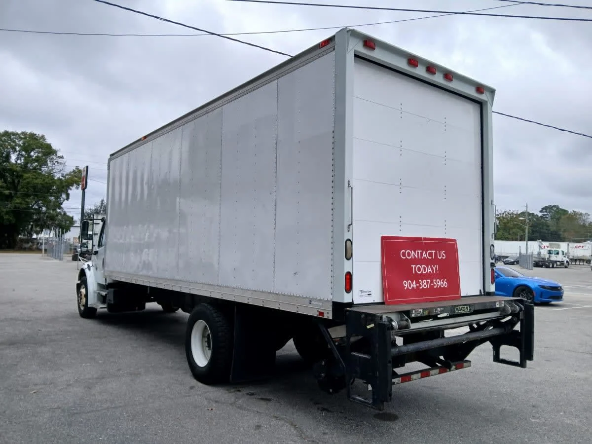 2015 Freightliner M2 106 - image 6