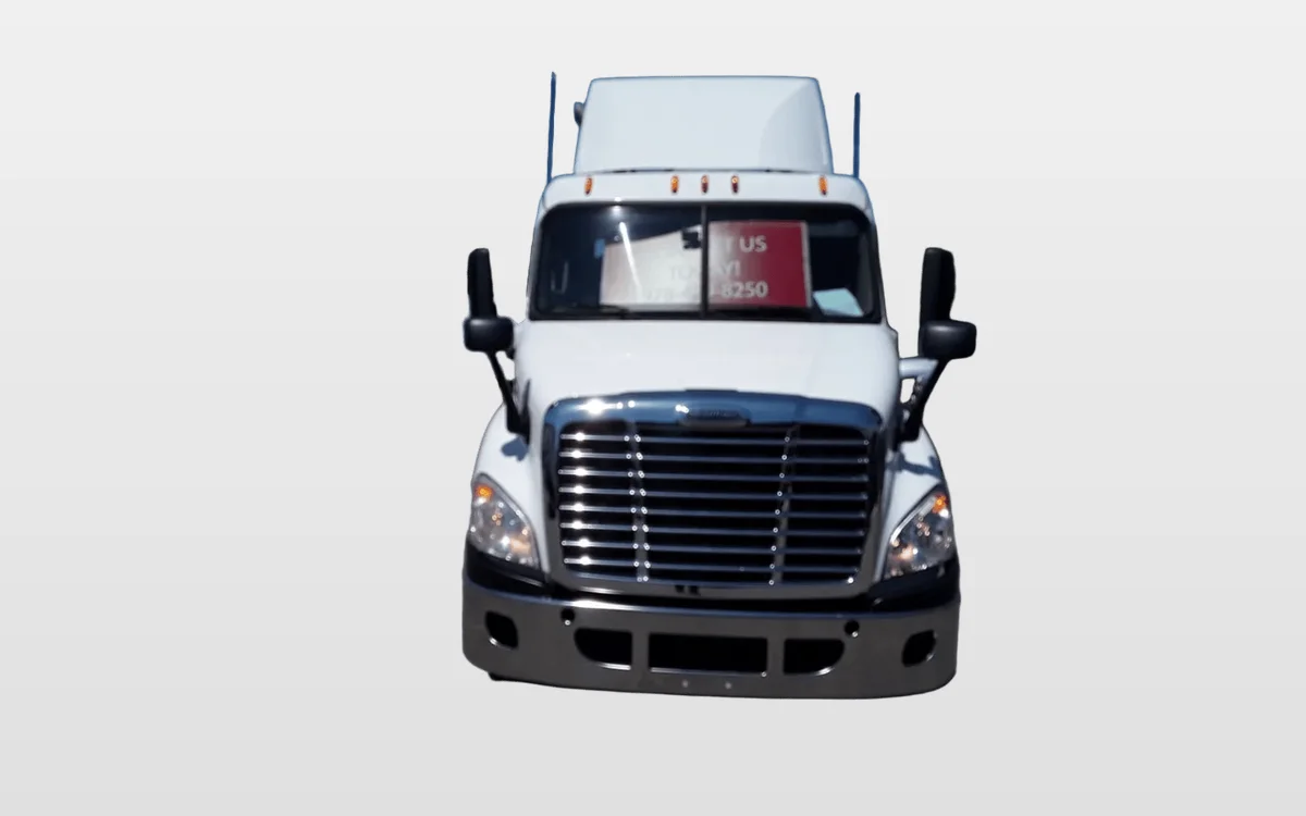2015 Freightliner Cascadia - image 1