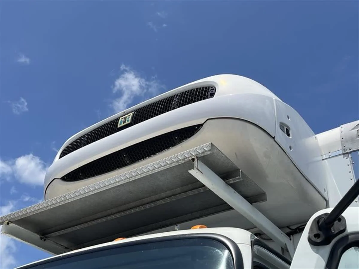 2019 Freightliner M2 106 - image 7