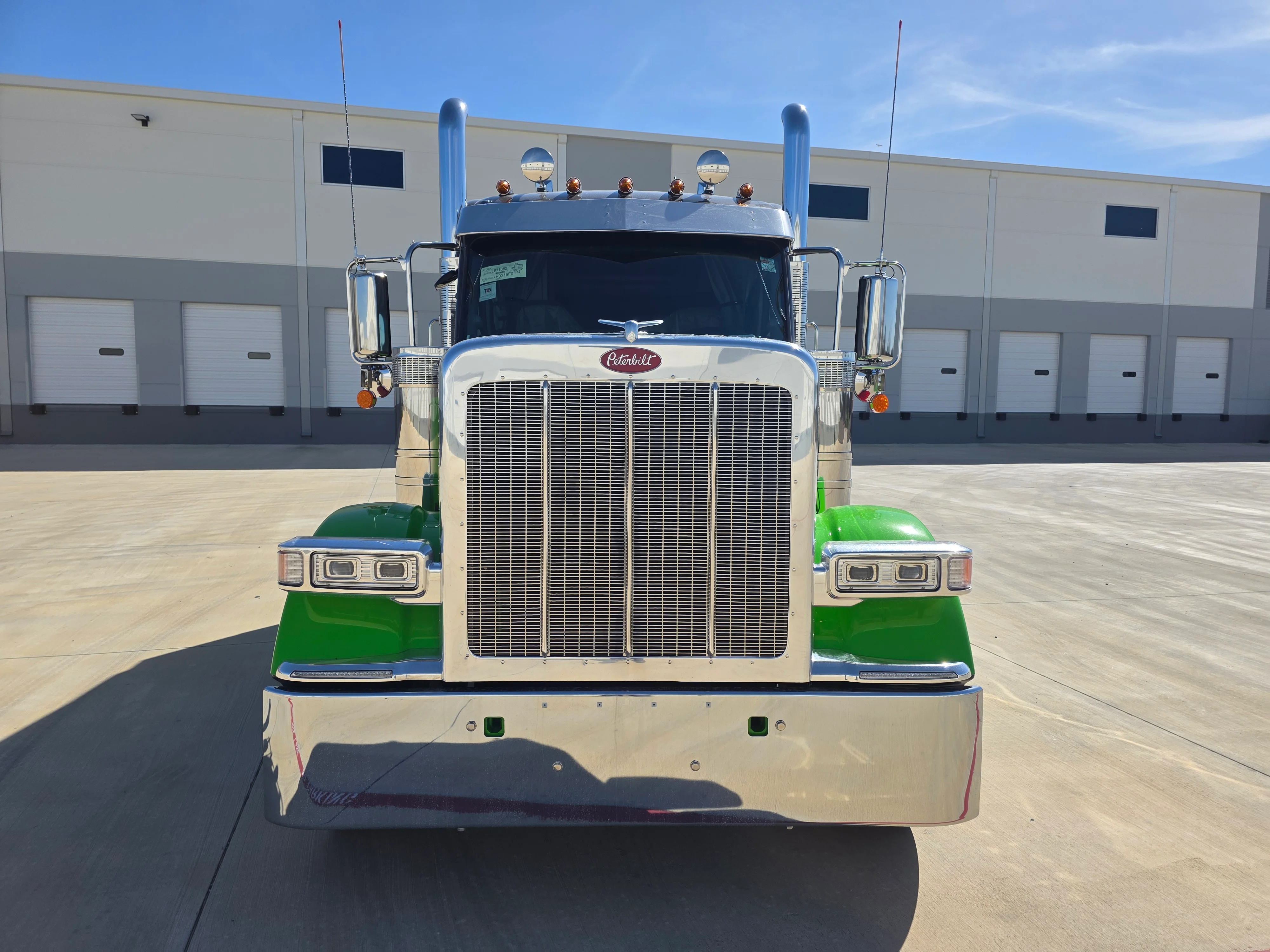 2027 Peterbilt 589 in Cincinnati, OH — photo 8