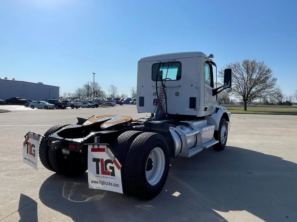 2019 Peterbilt 567 - image 5