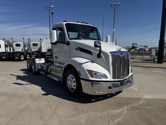 2026 Peterbilt 579 - image 7