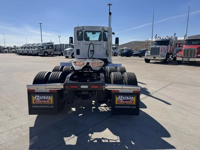 2026 Peterbilt 579 - image 10