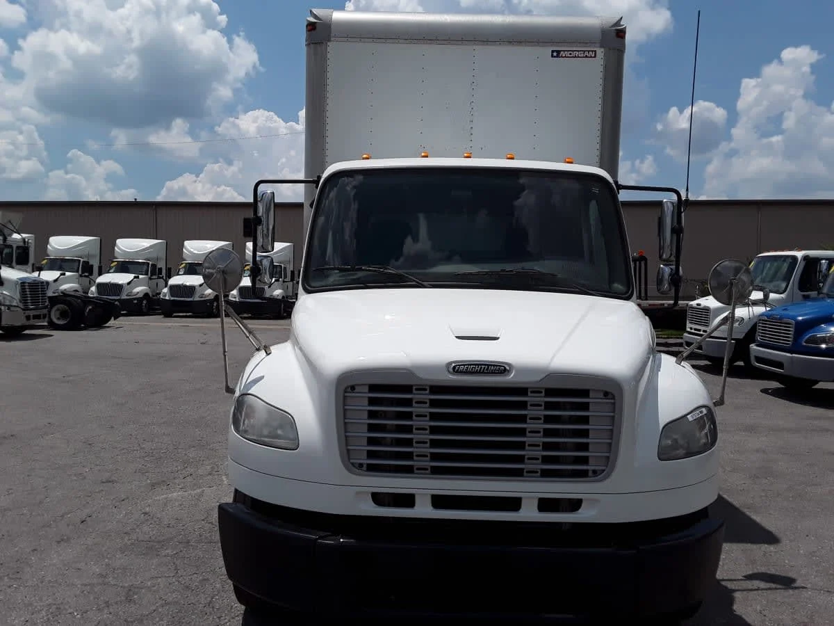 2019 Freightliner M2 106 in La Vergne, TN — photo 2