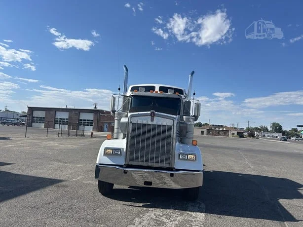 2007 Kenworth W900 in Riverton, WY — photo 7