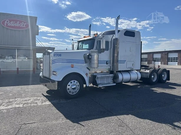 2007 Kenworth W900