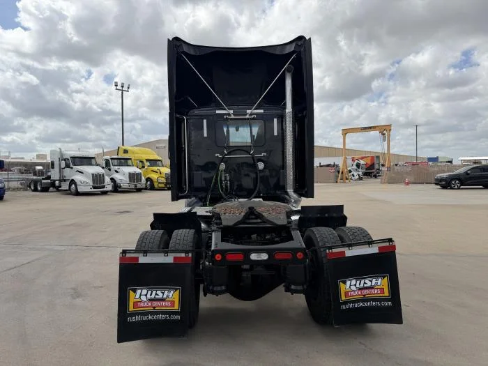2021 Peterbilt 579 — photo 5
