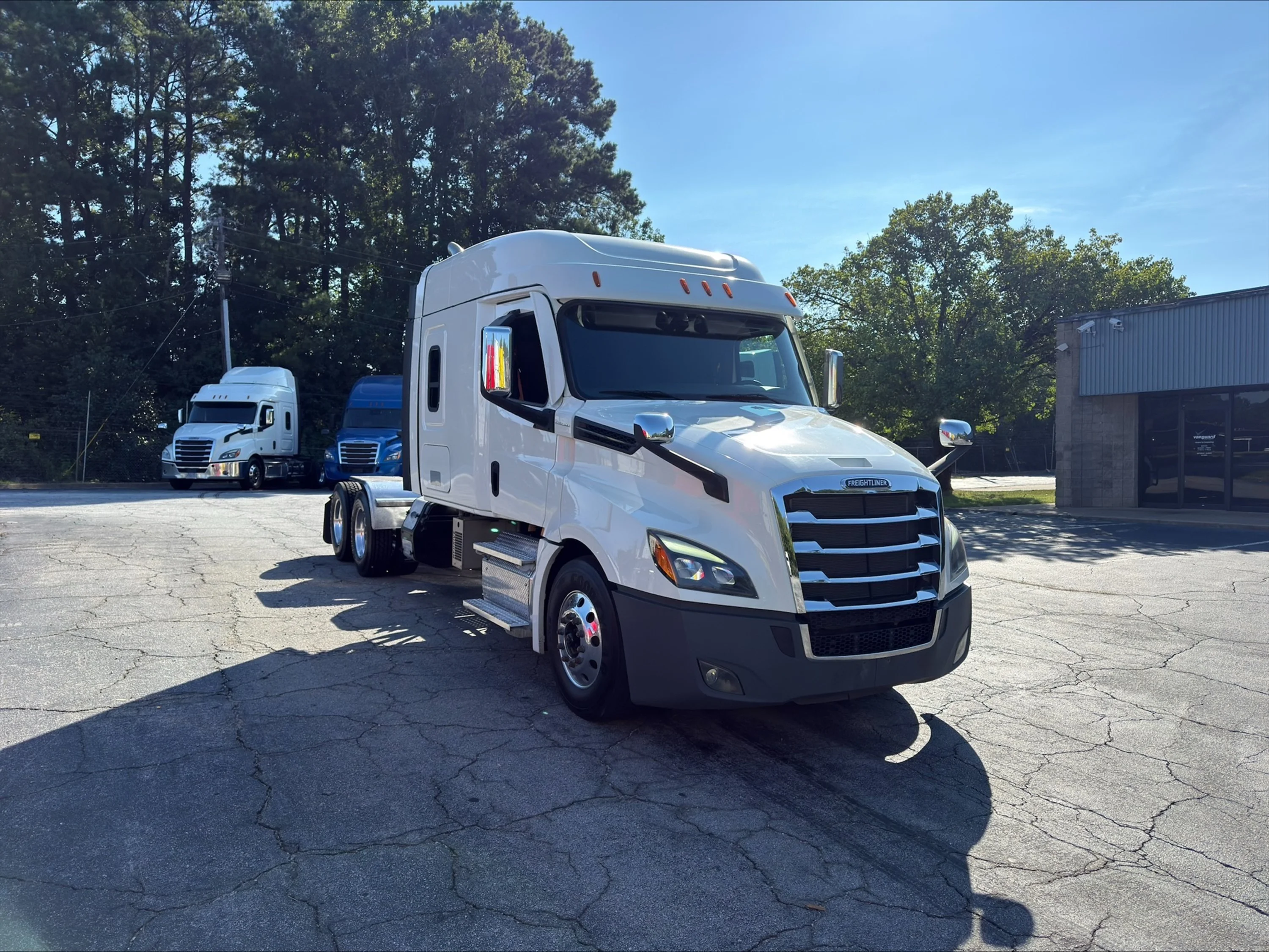 2020 Freightliner Cascadia in Guardian Atlanta — photo 3