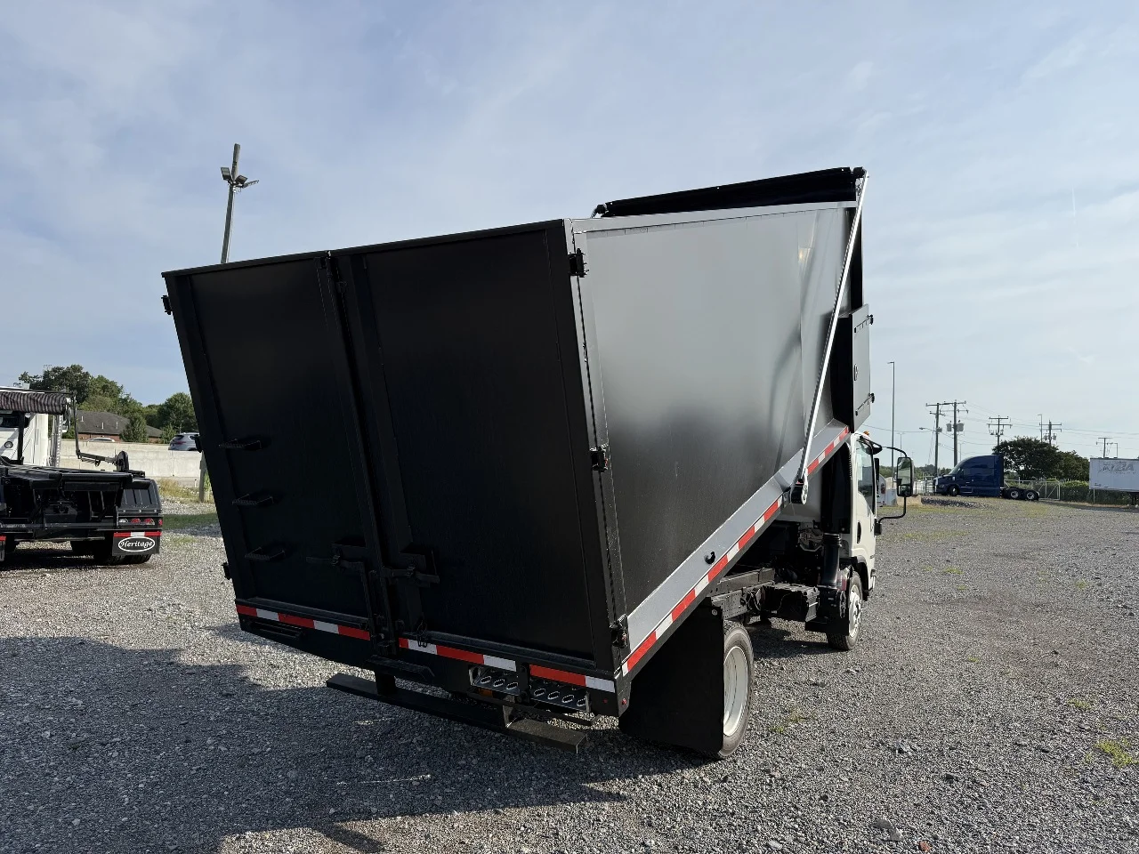 2026 Isuzu NRR in Norfolk, VA — photo 8