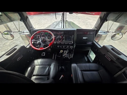 2022 Kenworth W900 in Nashville, TN — photo 3