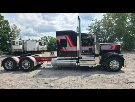 2022 Kenworth W900 in Nashville, TN — photo 7