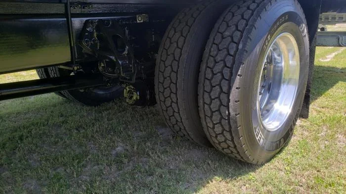 2020 Peterbilt 337 - image 34