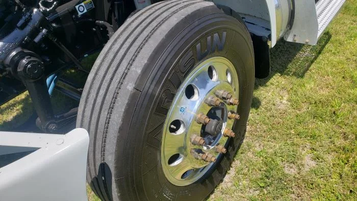 2020 Peterbilt 337 - image 18