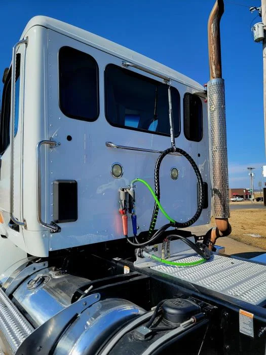 2021 Peterbilt 579 - image 9