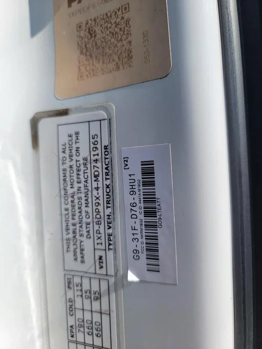 2021 Peterbilt 579 - image 16