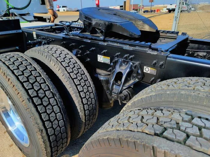 2021 Peterbilt 579 - image 18