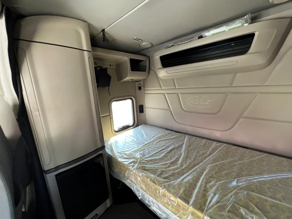 2022 Peterbilt 567 - image 13