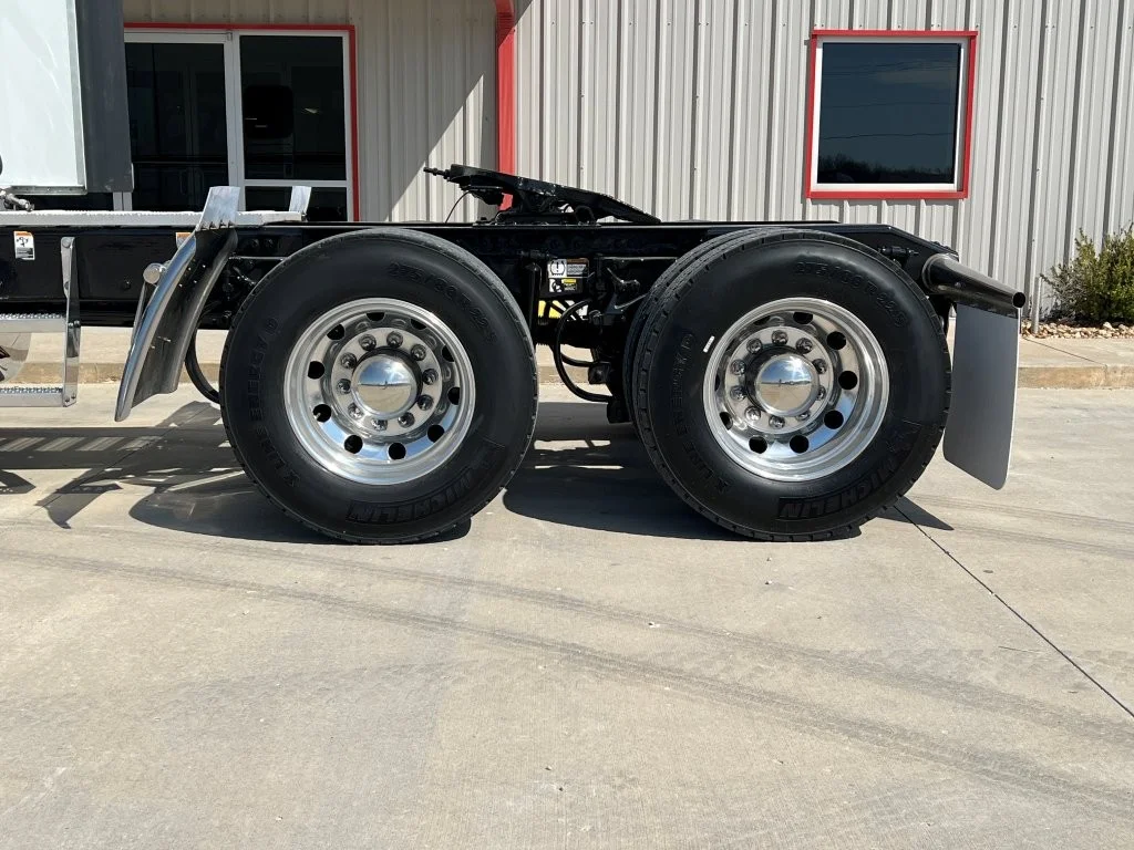 2022 Peterbilt 567 - image 10