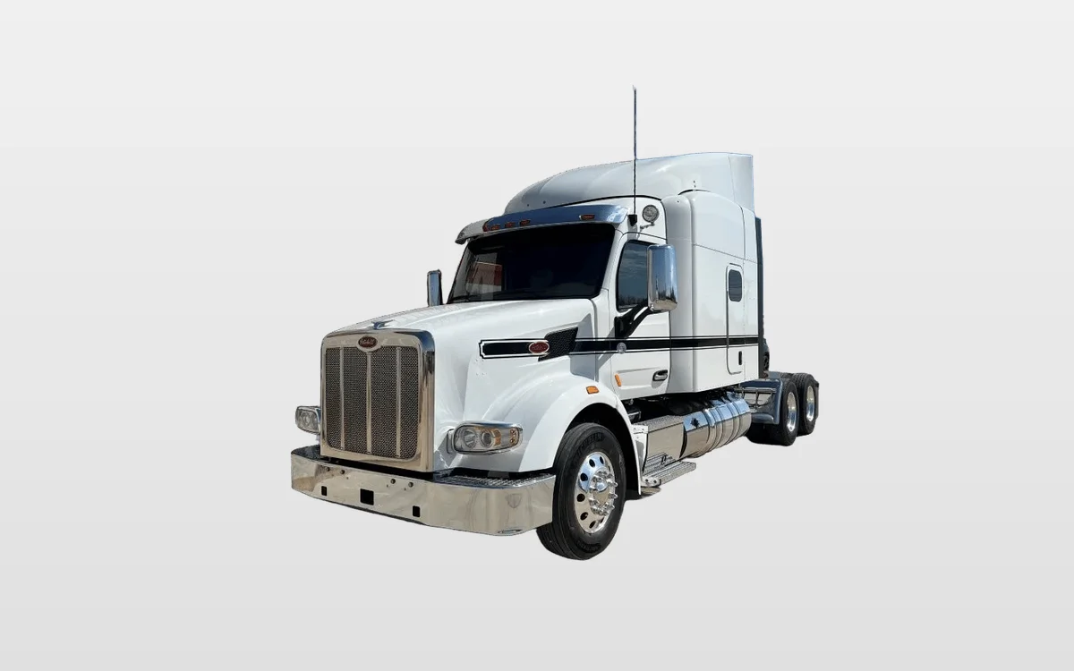 2022 Peterbilt 567 - image 1