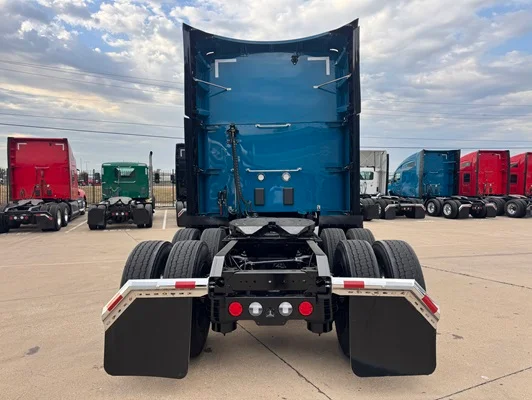 2024 Kenworth T680 in Dallas, TX — photo 5