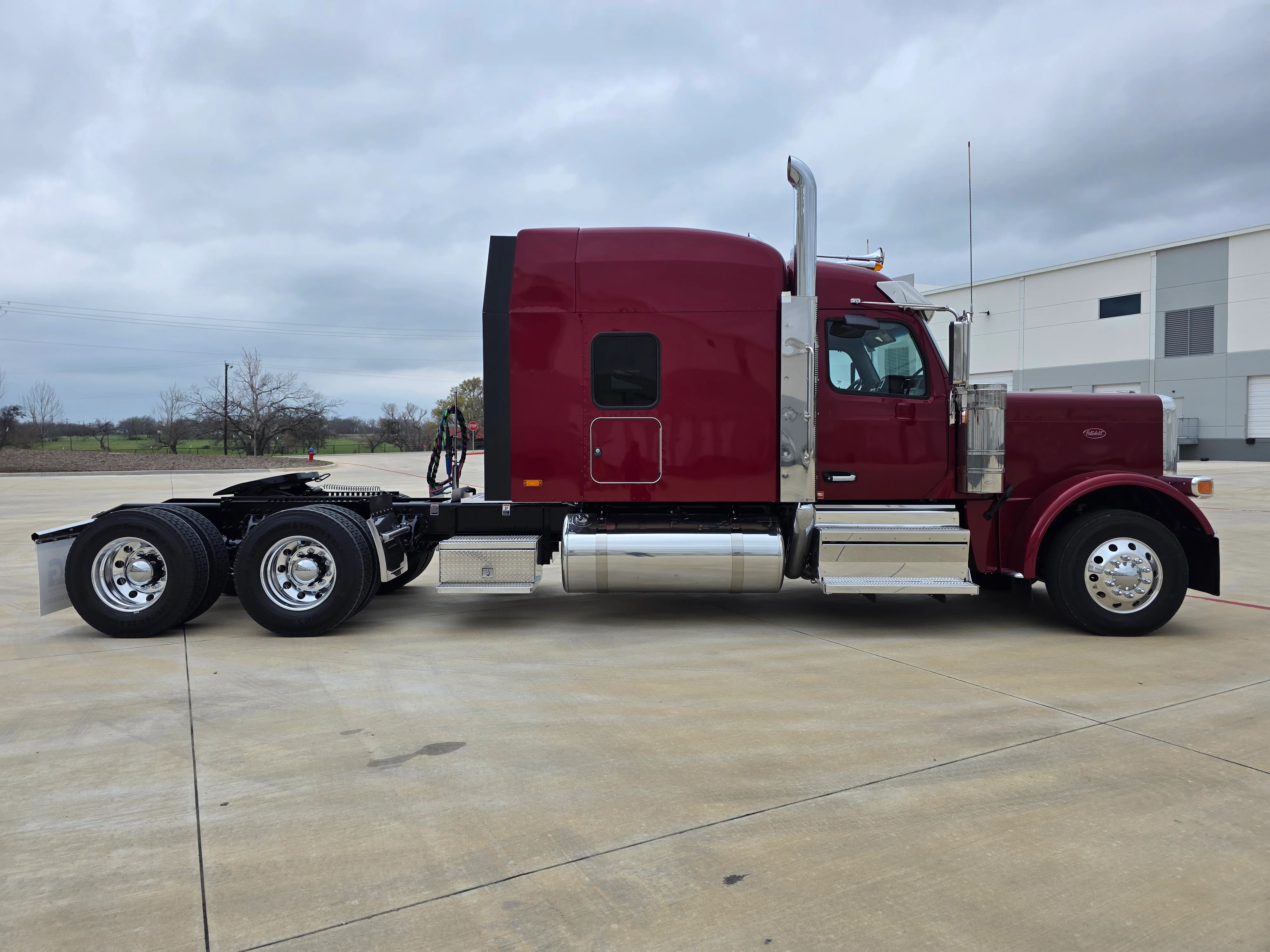 2027 Peterbilt 589 in Tallahassee, FL — photo 6