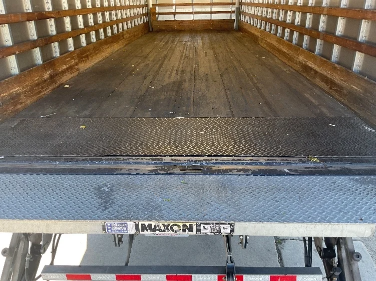 2020 International MV - image 10