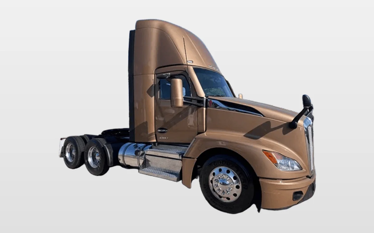 2023 Kenworth T680 - image 1