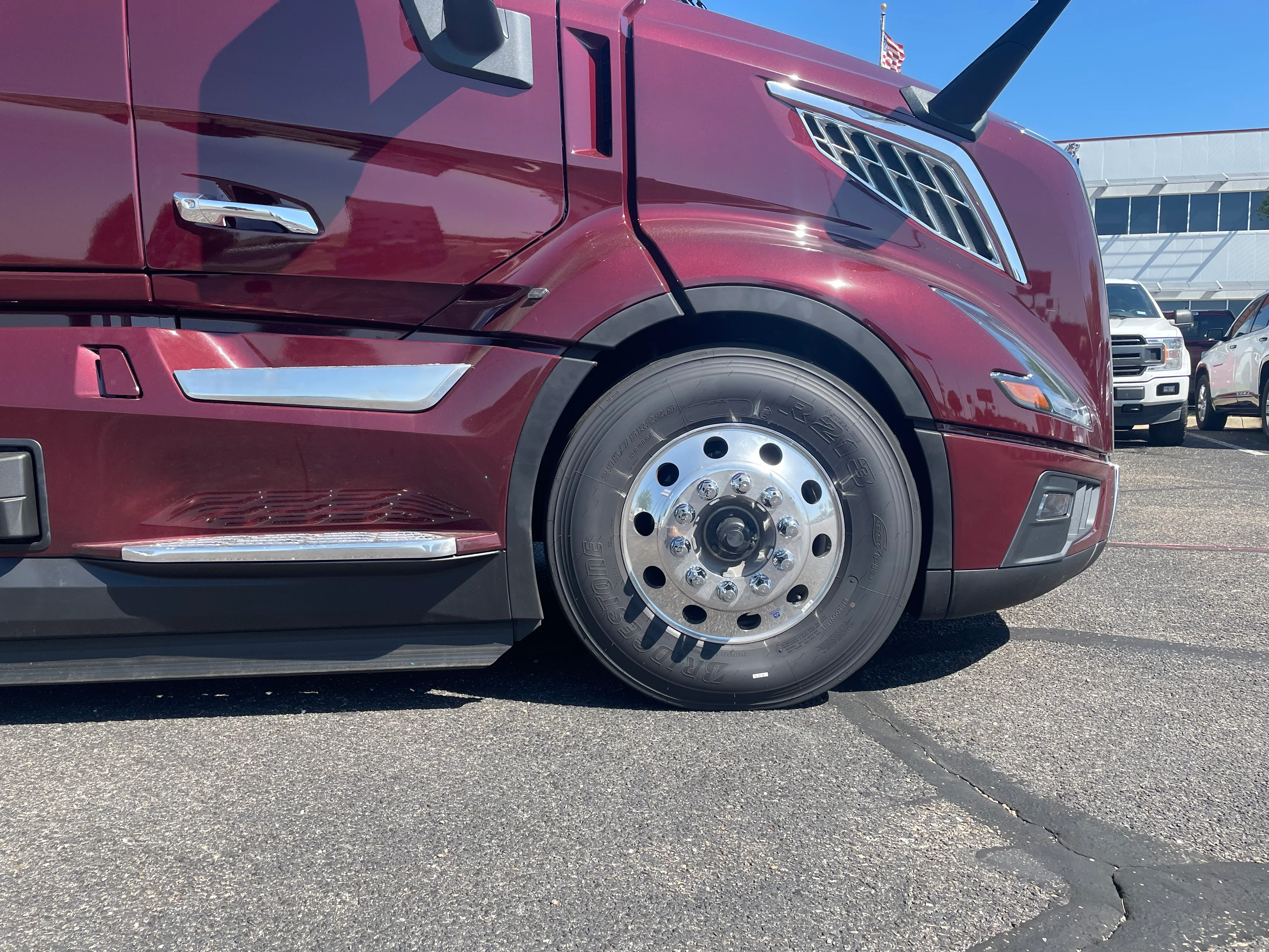 2026 Volvo VNL 860 in Amarillo, TX — photo 7